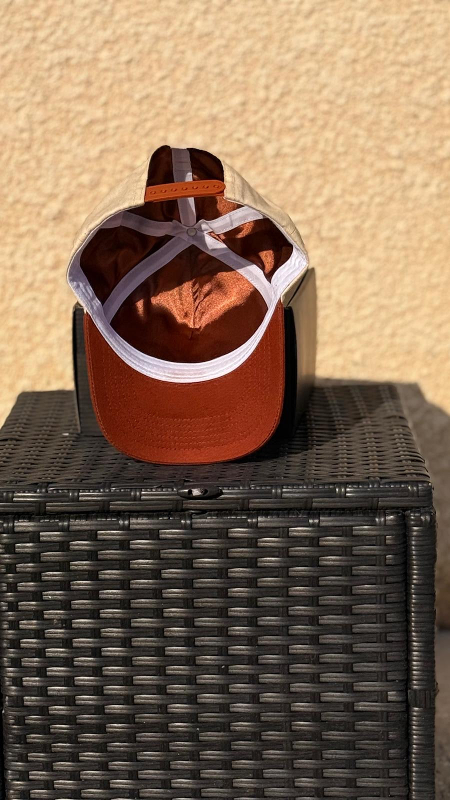 Casquette intérieure en satin